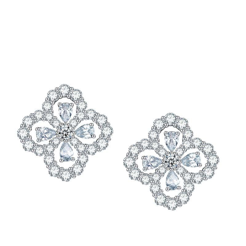 <54>Four-leaf clover—— Four-leaf clover and long all moissanite earring