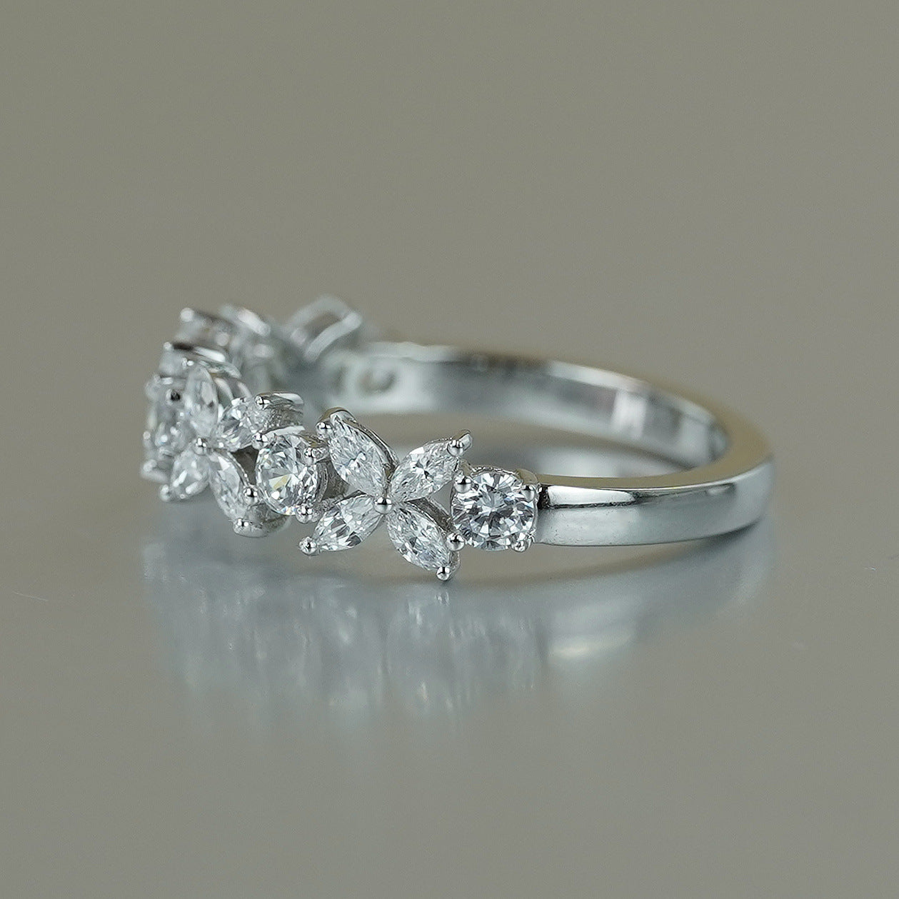 <50> Camelia —— four-leaf clover  or marquise or heart moissanite ring  moissanite ring