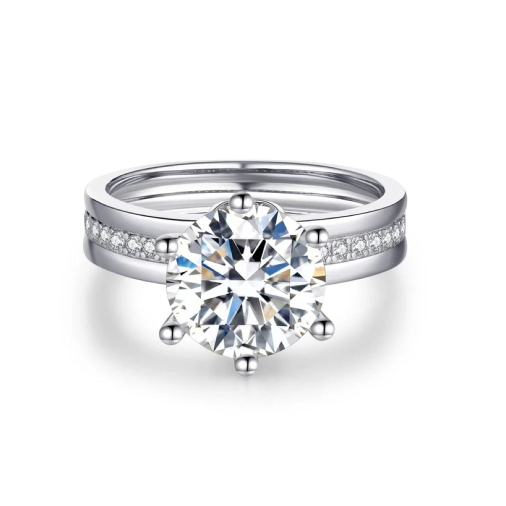 <35>Wishing Pool —— Round moissanite ring.