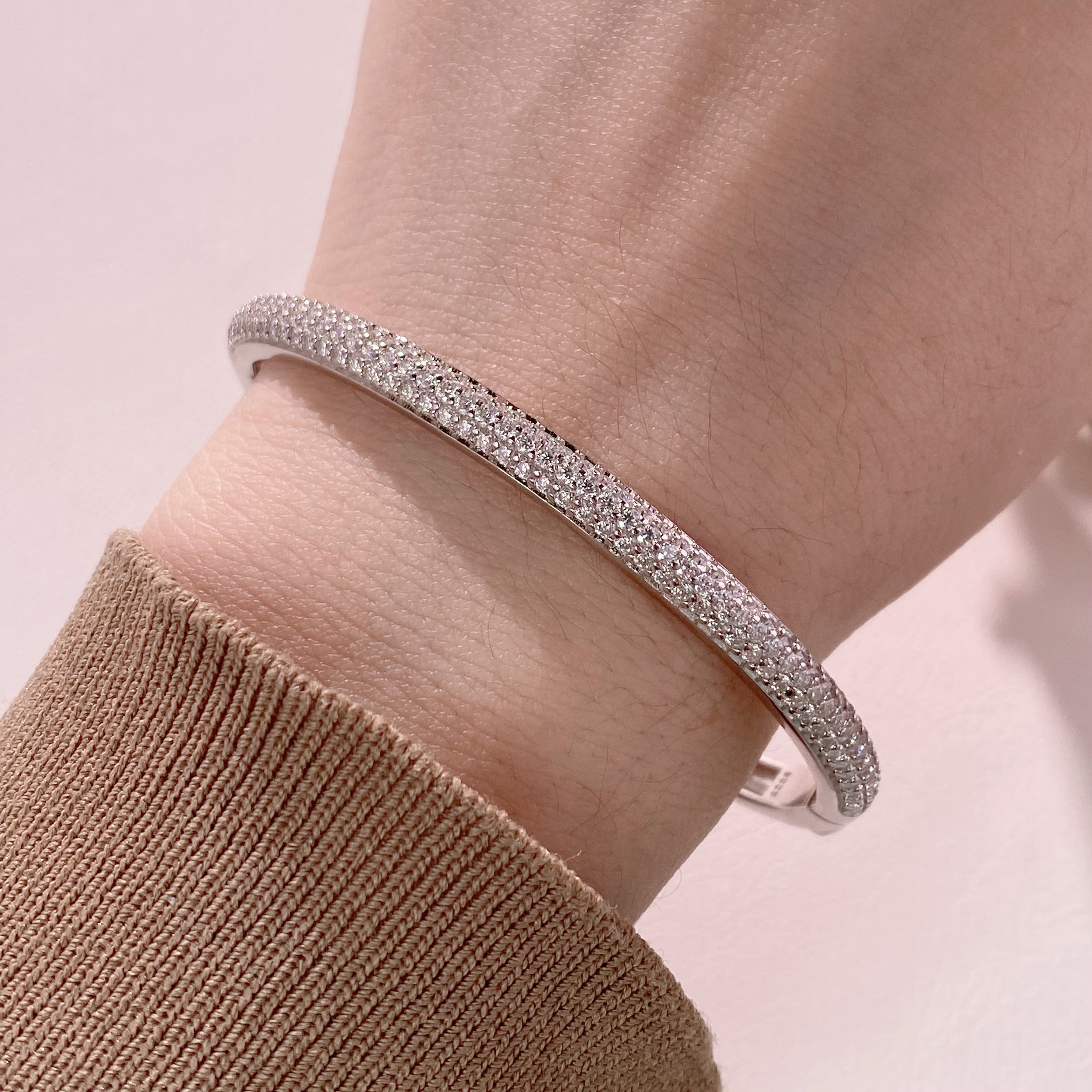 <51> Bling —— Cluster Half Pave moissanite Bangle