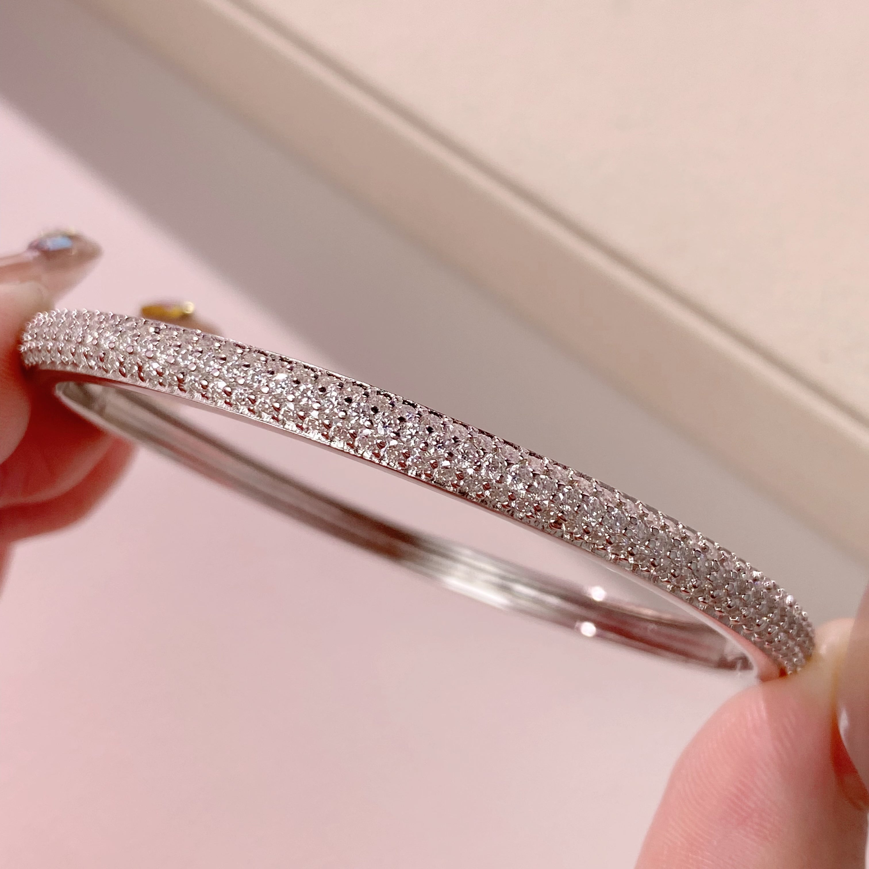 <51> Bling —— Cluster Half Pave moissanite Bangle